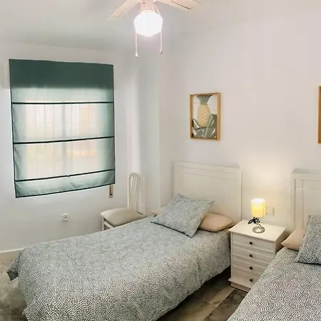 Apartamento Amplio Junto Al Mar